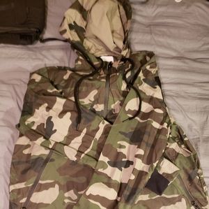 zara camo hoodie zipup jacket